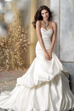 Abito da Sposa in Raso Ball Gown Asimmetrici con Stropicciato Senza Maniche