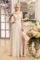 Abito da Sposa con Applique con Spacco Davanti Cappellino Naturale Tubino