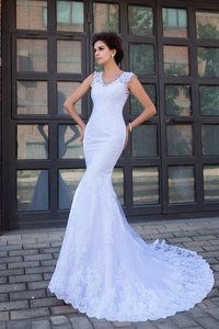 Abito da Sposa con Applique V-Scollo Sirena Coda A Strascico Cappella Lunghi