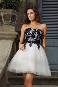 Abito da Cocktail Cuore con Applique in Tulle Cerniera Senza Maniche