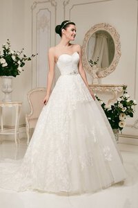 Abito da Sposa Cuore Cerniera con Applique A Terra in Pizzo