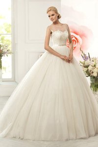 Abito da Sposa con Applique in Tulle Naturale Coda A Strascico Corto Lunghi