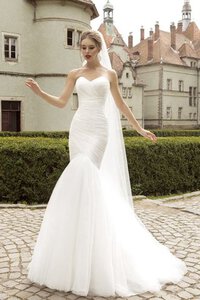 Abito da Sposa Sexy Senza Maniche Cuore Spazzola Treno con Criss-cross