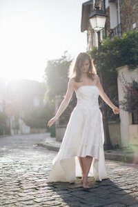 Abito da Sposa Senza Strap con Perline in Raso a Riva Formale E Informale