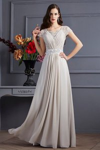 Abito da Ballo con Applique A-Line in Chiffon Lungo con Manica Corte