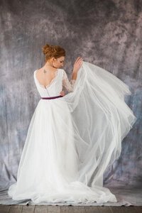 Abito da Sposa Naturale con Tre Quarti Lunghezza Maniche in Organza A Terra in Pizzo