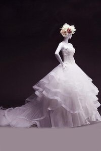 Abito da Sposa in Tulle con Perline in Paillette Cuore A Terra