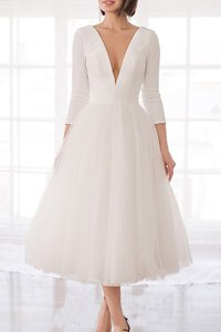 Abito da sposa stupefacente in pizzo in raso v-scollo formale e informale semplice