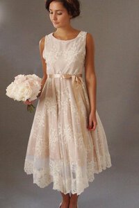 Abito da Sposa Semplice in Pizzo con Fiocco Tondo A-Line