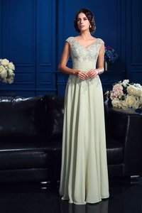 Abito Mamma Sposa Lunghi in Chiffon con Applique Principessa Senza Maniche