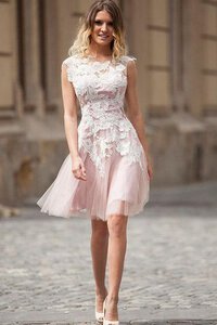 Abito Homecoming con Applique A-Line Al Ginocchio Moderno in Pizzo