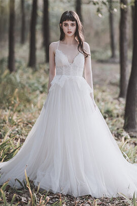 Abito da sposa in pizzo romantico in pizzo pomposo a-line bellissima