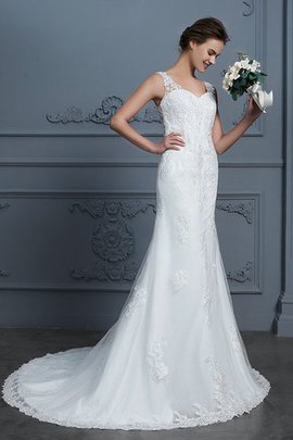 Abito da sposa distintivo a chiesa particolare formale a sala sirena