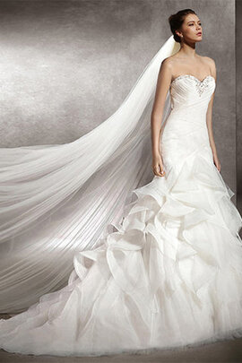 Abito da sposa cuore convenzionale splendido pudica con increspature senza maniche