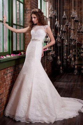 Abito da Sposa con Applique Barchetta Naturale in Pizzo Conservatore