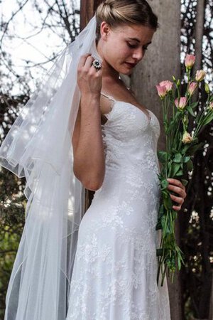 Abito da Sposa con Applique Conotta Cuore Spazzola Treno Lusso