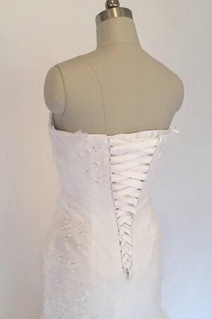Abito da Sposa Coda A Strascico Corto Naturale con Applique A Terra Cuore