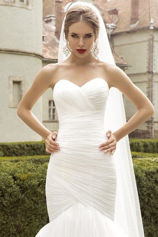 Abito da Sposa Sexy Senza Maniche Cuore Spazzola Treno con Criss-cross