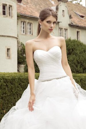 Abito da Sposa A Terra con Cristino con Cascata Volant in Tulle Senza Maniche