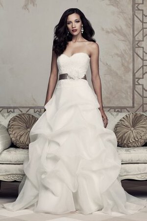 Abito da Sposa Convenzionale Naturale in Pizzo a Chiesa A-Line