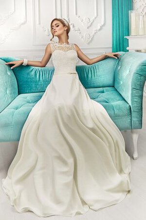 Abito da Sposa A Terra decorato con Fiocco in Pizzo A-Line