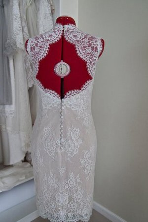 Abito da Sposa con Bottone in Pizzo a Riva Semplice Formale E Informale