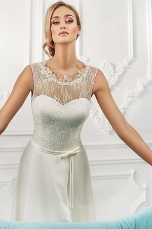 Abito da Sposa A Terra decorato con Fiocco in Pizzo A-Line