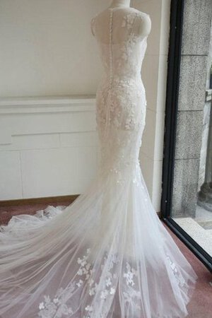 Abito da Sposa in Tulle Coda A Strascico Corto in Pizzo Semplice a Riva