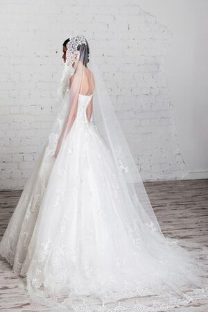 Abito da Sposa in Tulle con Applique A-Line Cuore A Terra