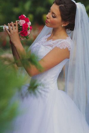 Abito da Sposa Cappellino in Pizzo con Manica Corte Conservatore Ball Gown