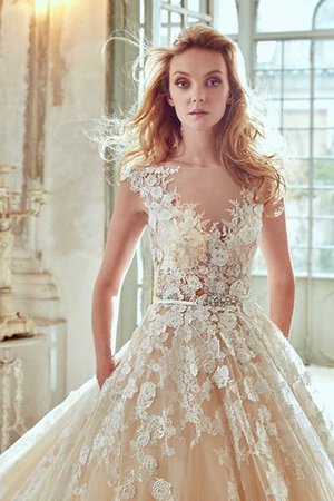 Abito da Sposa con Applique Cappellino Conservatore decorato con Fiore