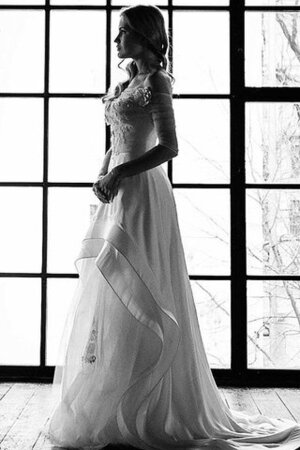 Abito da Sposa con Applique in Pizzo con Fiore Elegante in Chiffon