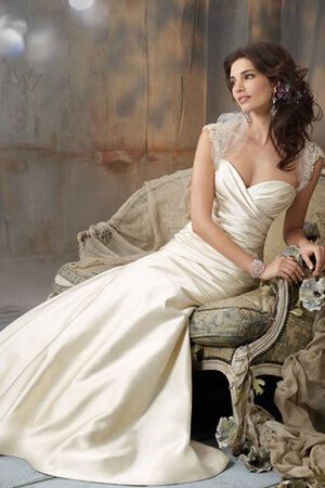 Abito da Sposa Queen Anne con Manica Corte Senza Maniche Coda A Strascico Corto Seducente