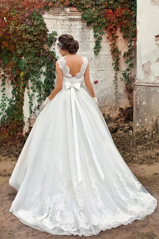 Abito da Sposa Radiosa con Fiocco Naturale Vintage in Pizzo