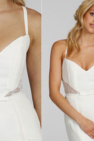 Abito da Sposa Senza Maniche Coda A Strascico Corto in Pizzo Lunghi con Criss-cross