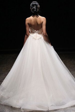 Abito da Sposa Radiosa in Tulle Cuore Naturale con Ricamo