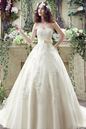 Abito da Sposa Cuore con Ricamo Farfalla Ornamento Naturale Senza Maniche