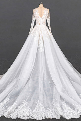 Abito da sposa moda coda a strascico corto tondo sirena in pizzo in tulle