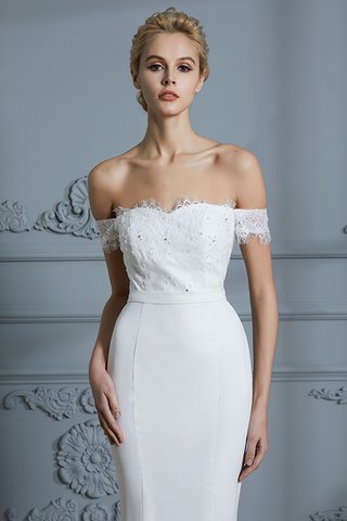 Abito da sposa singolo con piega a terra fancy gioiello corpetto accentato naturale