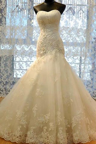 Abito da sposa a chiesa sirena coda a strascico corto energico elegante cuore