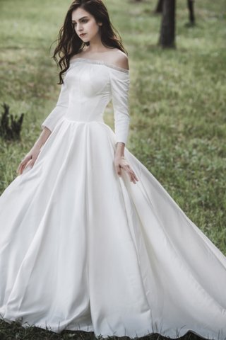 Abito da sposa originale pudica sexy semplice adorabile naturale