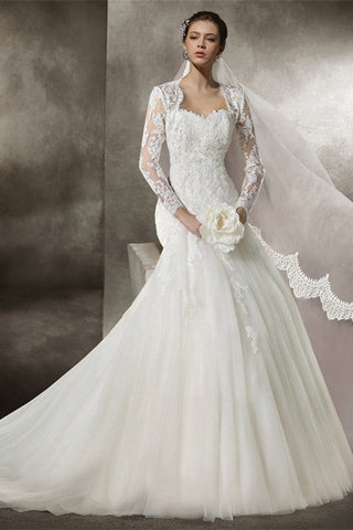 Abito da sposa con maniche lunghe a terra fantastico in pizzo con bottone in tulle