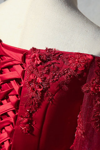 Abito da ballo particolare pudica splendido in raso in tulle allacciato