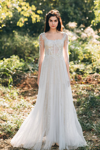 Abito da sposa meraviglioso a terra seducente in tulle lunghi naturale