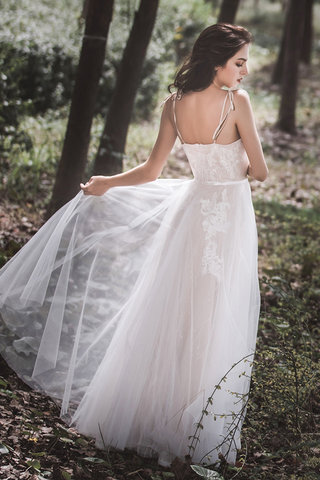 Abito da sposa con applique bello cerniera a terra v-scollo senza maniche