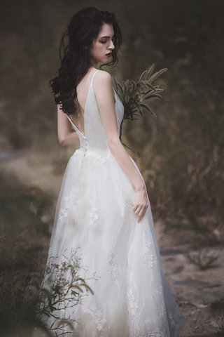 Abito da sposa bellissimo naturale a-line convenzionale lungo oscillare