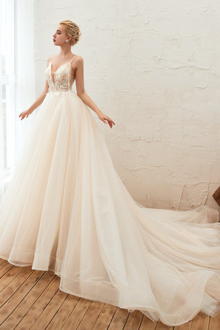 Abito da sposa favola in raso in tulle cuore speciale a sala