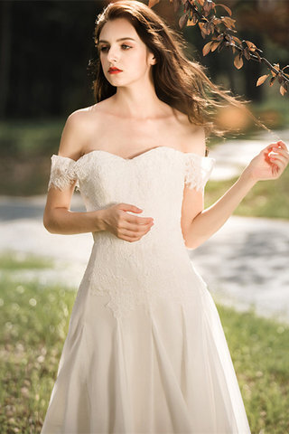 Abito da sposa in stain elastico particolare senza maniche fantastico retro pudica