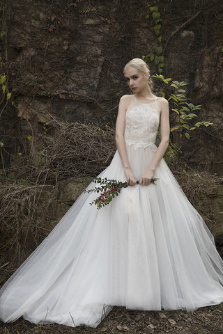 Abito da sposa bellissima con paillette principessa pudica seducente semplice