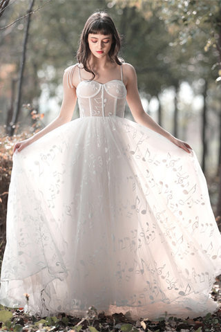 Abito da sposa semplice allettante in tulle in raso favola senza maniche